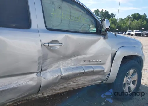 2010 Toyota Tacoma Base V6 z USA, uszkodzony, nr VIN 3TMMU4FN8AM020897